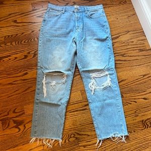 BDG slim straight light wash button fly jeans. Sz 31